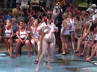 Wet T-Shirt contest