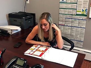 Slut Secretary Gets Fucked & Creampied!
